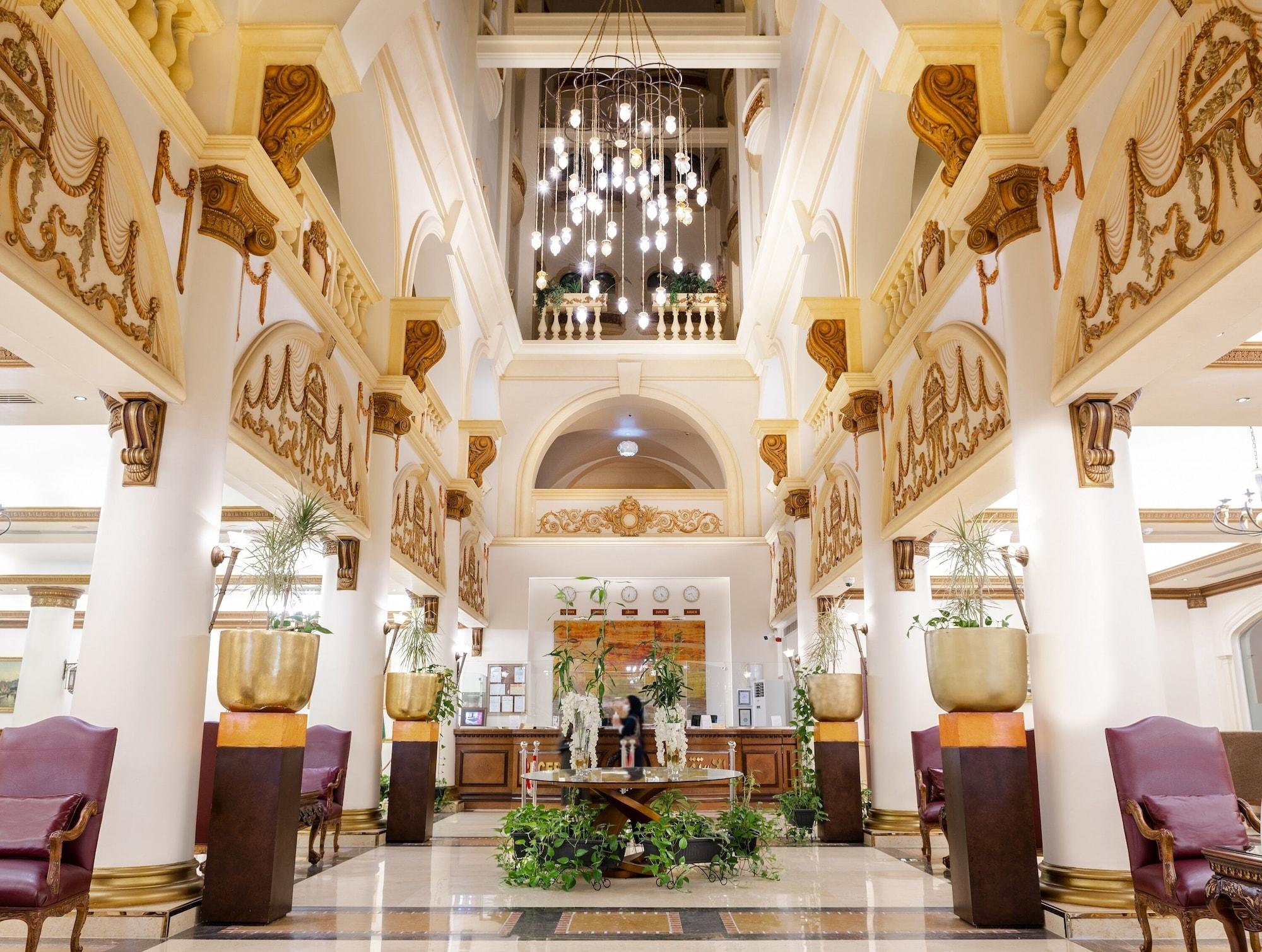 Hotel Move
