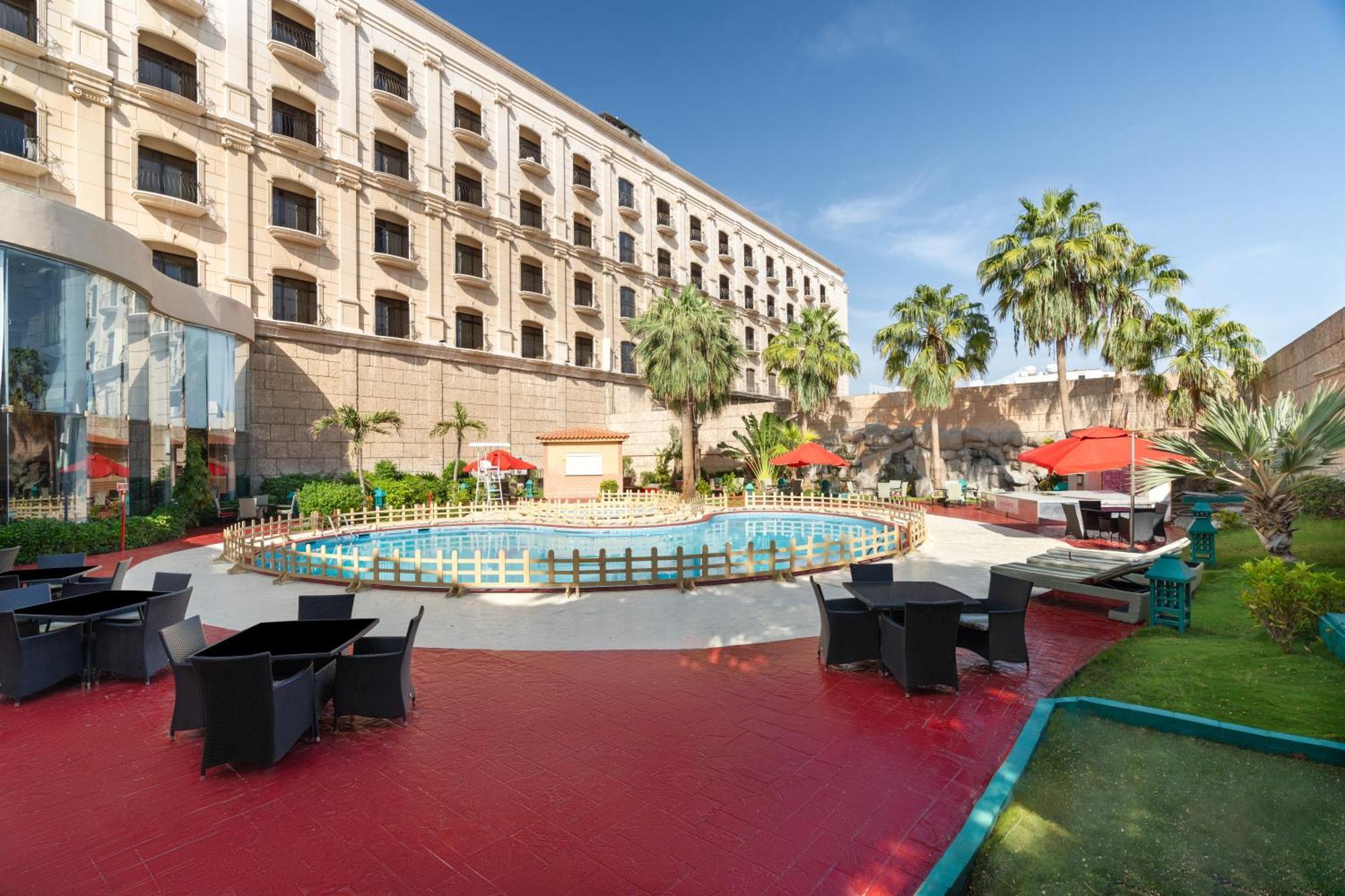 Hotel Move 4*