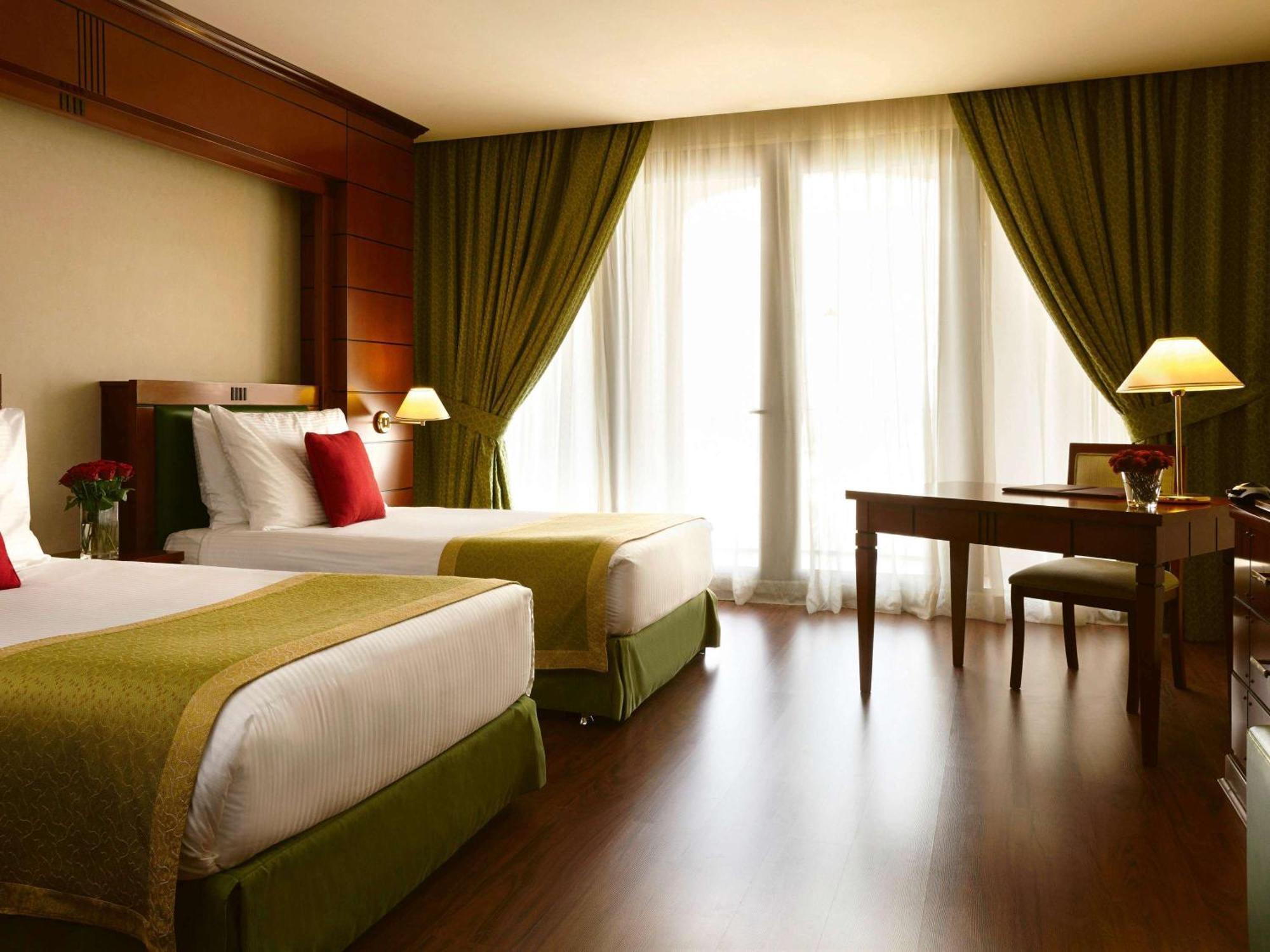 Move Hotel 4*